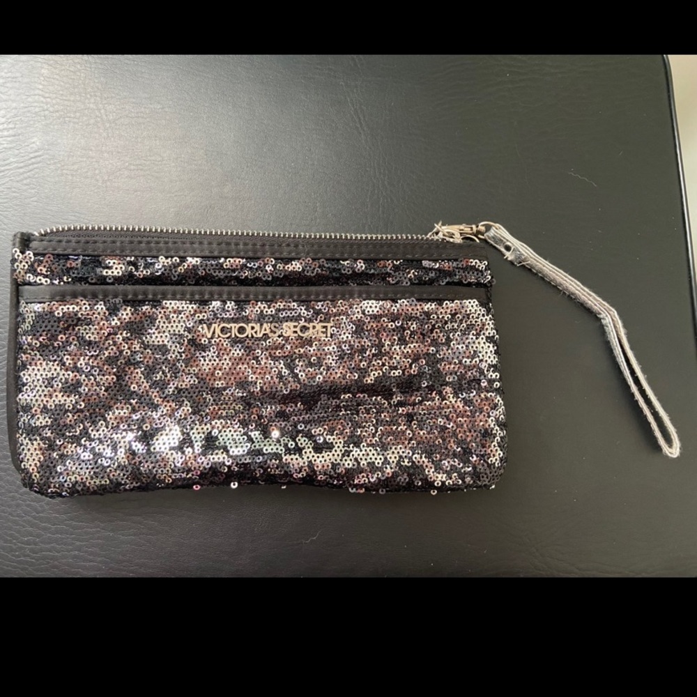 Victoria’s Secret wristlet